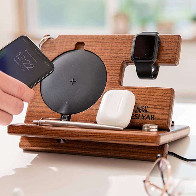 Wooden Docking Stand with Wireless Charger